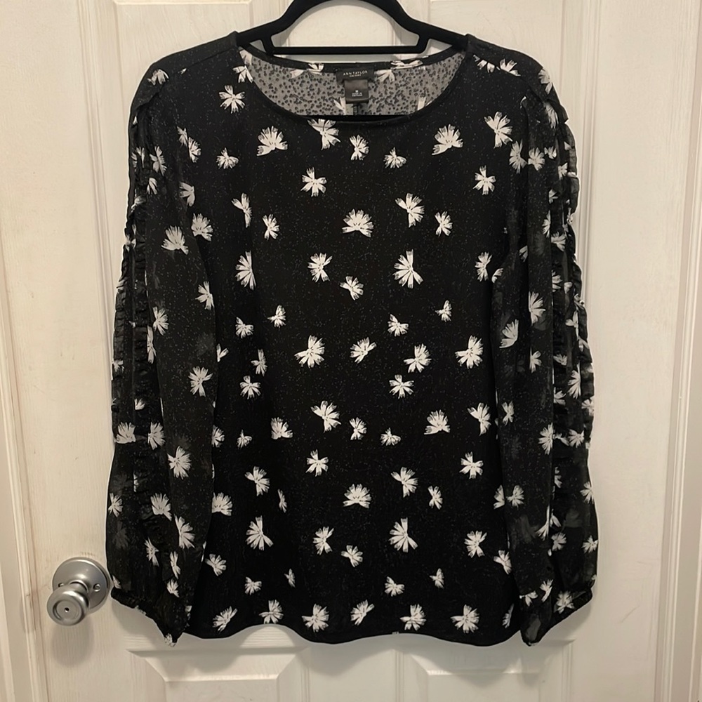 Women’s blouse